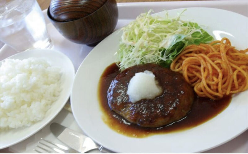 ハンバーグ定食